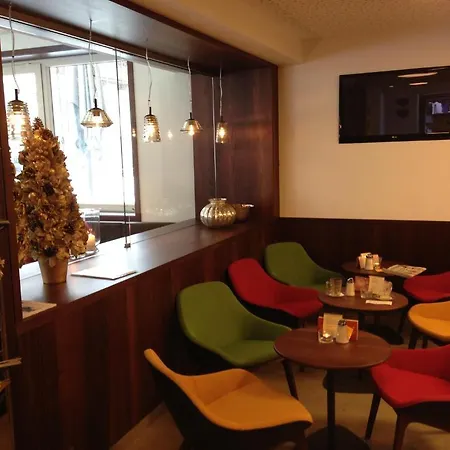 伊尔格霍夫贾尼公寓酒店